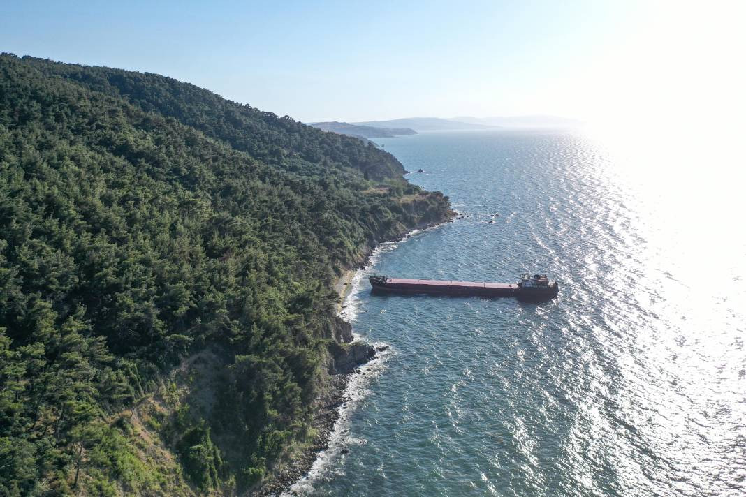 Mudanya'da karaya oturan kargo gemisi kurtarıldı - Resim: 6